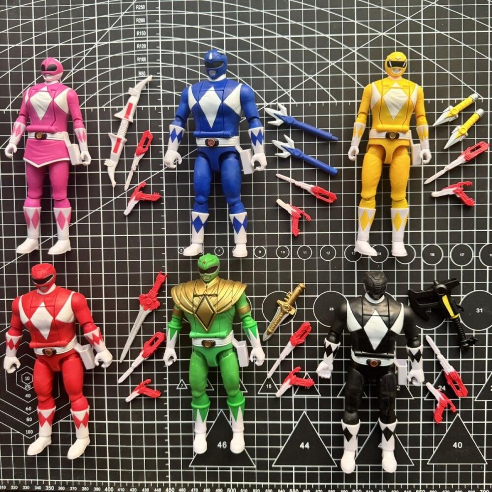 Hasbro Power Rangers Blue Rang - огляд і ціна Model Kit Power Rangers