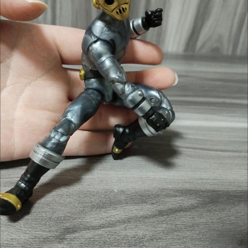 Hasbro Power Rangers Lightning - огляд і ціна Model Kit Power Rangers